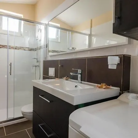 Ferienwohnung Fuer 6 Personen Ca 75 Qm In Orebic, Dalmatien Sueddalmatien Orebić