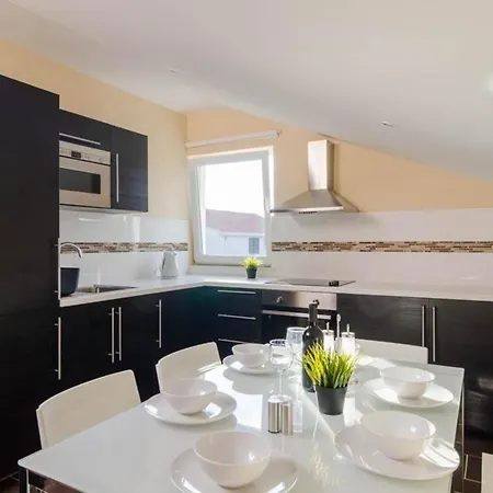 Ferienwohnung Fuer 6 Personen Ca 75 Qm In Orebic, Dalmatien Sueddalmatien * Orebić
